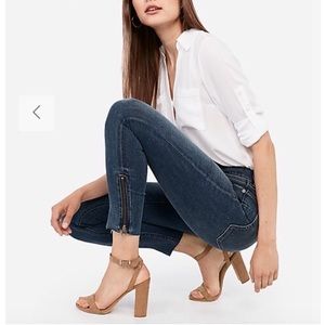 🎉HP!🎉NWOT! Express High Waisted Denim Perfect Lift Raw Zip Hem Ankle Leggings